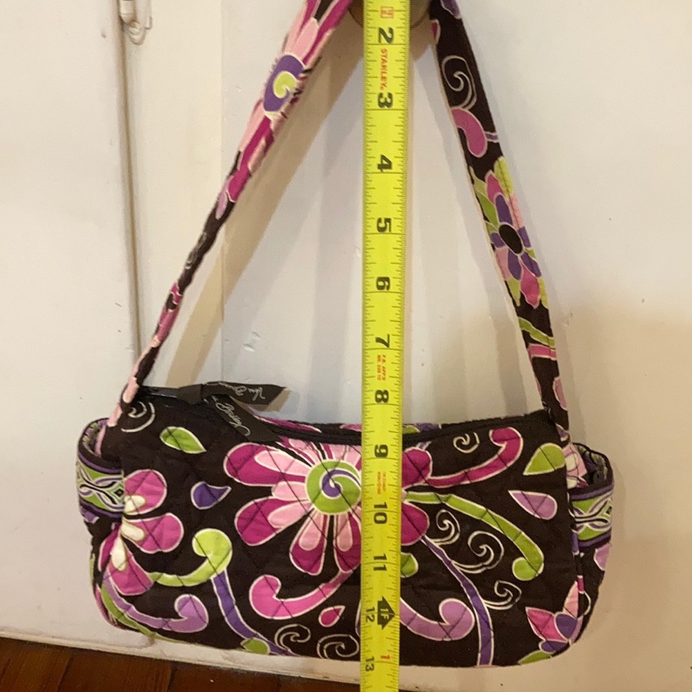 Lovely Vera Bradley bag - plus free wristlet! - Picture 6 of 9